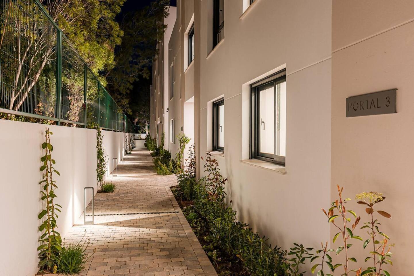 Апартаменты Bajo Con Jardin En La Milla De Oro Марбелья Экстерьер фото